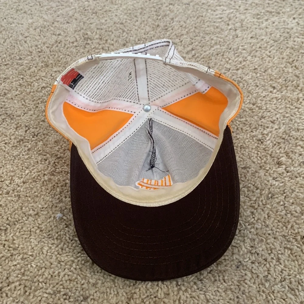 Undefeated SnapBack hat - Picture 3 of 5